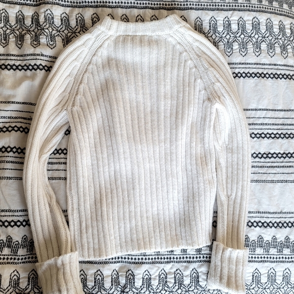 JW Anderson Uniqlo Cream Wool Sweater Size 11-12 - Picture 6 of 7
